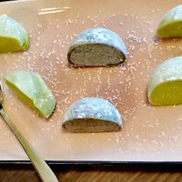 mochi at Vegan Sushi Bar - Kinkerstraat in Amsterdam