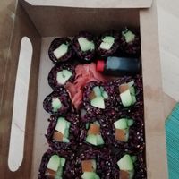 The classic salmon and the avocado maki at Vegan Sushi Bar - Kinkerstraat in Amsterdam