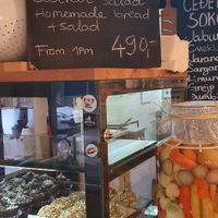 Daily menu and some cake at Ananda in Novi Sad