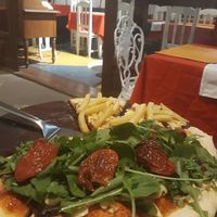 Pizza del chef vegana at samsara restaurant in Buzios