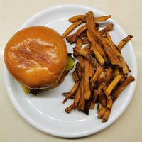 Tofu Nashville and fries at Maynard in Montreal