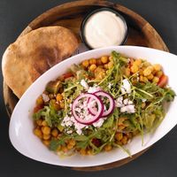 Protein bomb salade (chickpea salad) at Pesami in Kleve