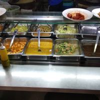 Fast serving at Travelers Palm Vegetarian in Central Singapore
