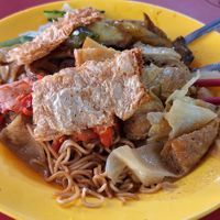 Plate with assorted goodness at Pu Xiang Vegetarian 普香素食 in Central Singapore