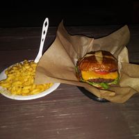 Vegan burger & Mac at New Norm - Food Truck in Laredo