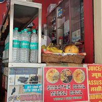 All fresh! at Pap's Juices & Smoothies in Udaipur