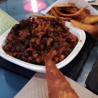 Nachos con chili at Caesura Gastro-sala in Badajoz