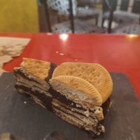 Tarta de galletas con chocolate negro at Caesura Gastro-sala in Badajoz