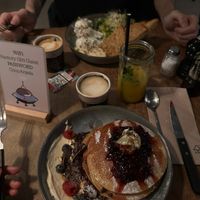 Chocolate pancakes & the „make your own Breakfast"  at FACTORY GIRL Restaurant. in Amsterdam