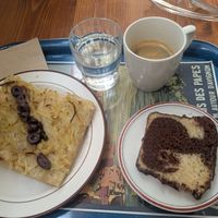 A good deal at 7.28€ (the cost of the cake is based on weight). at Boulangerie-Café Pain Salvator in Marseille