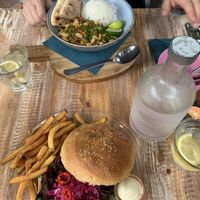 Round 2: Tempeh bun with fries and African peanut stew with rice an naan  at Het Paradijs in Enschede