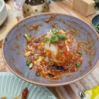 Unfortunately the picture i made before i started to eat failed. But here you can see there was a lot of it, and a bit of whats in it. Silken tofu was in the sauce. Mapo tofu at Het Paradijs in Enschede