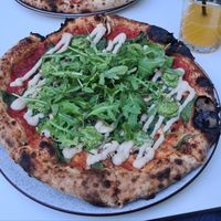 Been here few times, vegan pizza is amazing. I recommend at Pizzeria Kralj Matjaž - Glavni trg  in Novo Mesto