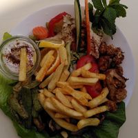 Frittiertes Gemüseteller at Falafel Ya Hala in Bremen