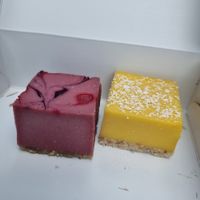 two cakes made by 'Vali Sweat but different', bought at Slowwings (at 4,50 a piece!)  at Slowwings in Ieper