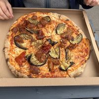 Veganske pølser og aubergine 👌  at Leif's in Copenhagen