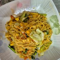 Pad see ew with small (!?) glass noodles at Vegetarian Eatery อารหารเจ ร้านสำหรับเจ in Ayutthaya