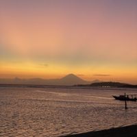 This sunset from the terras   at Mama Pizza in 
