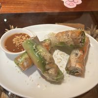 Summer roll con salsa alle arachidi   at Sen Viet Vegan in East London
