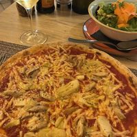 Artichoke and porcini pizza  at Pizzeria Controvento in Olginate