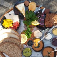 Half vegan half vegetarian high tea at Anne&Max in Eindhoven