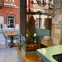 Vibes   at Mahalo Poke in Alicante