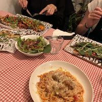 Pizzas - not cooked with the ricotta, it is squeezed on top after. Most veg toppings were raw    at Trevi's in Amsterdam