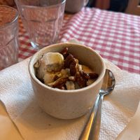 Maple & Pecan gelatoo  at Trevi's in Amsterdam