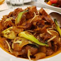 Good noodle dishes at Mamak Vegan Kitchen in Chamblee