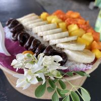 Edible Flowers  at Vida Bowls in Huacas