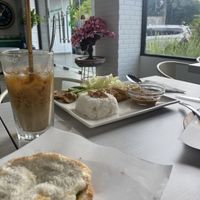 Yum at LN Fortunate Coffee in 