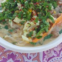 Pad thai at Veganoteca in La Palma