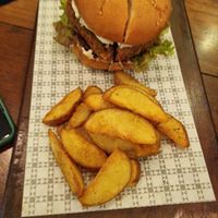 Amazing black bean 🍔 at The Nutcracker in Mumbai