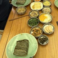 Side dishes and soup   at Puleunsolmalg Eunhyang 푸른솔맑은향 in Jeju