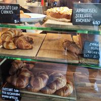 Vegan bread options at Kafi Freud in Zurich