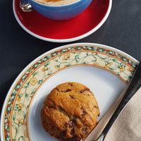 Chai Latte with oat milk and a vegan cookie😊 at Kafi Freud in Zurich
