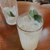 ‘Holy Ginger’ refreshing drink 💛🍋 #Veganuary at Mother Vegan Bistro in Athens