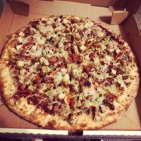 Jamaica pizza  at Cruzer Pizza in Los Angeles