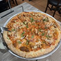 44169 at Cruzer Pizza in Los Angeles