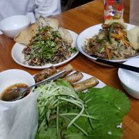 Spring rolls, banana leaf salad and mì quảng at Son Tinh Quan in Da Nang