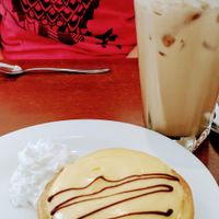 Lemon tart and iced coffee at The Green Edge Cafe and Store in Windsor