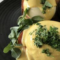 Eggs Benni at The Green Edge Cafe and Store in Windsor