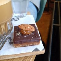 Salted caramel dessert at Coffeelab in Nijmegen