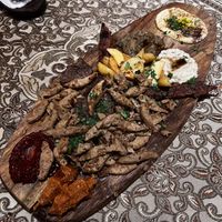 Grill Mix Teller Fur Zwei Person  at Vegano Flavors in Berlin