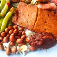 Luncheon meat, peanut and chilli all are delicious at 630 素食 Vegetarian in East Singapore