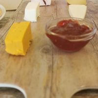 Tauleta formatges at El Jardi in Mataro