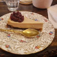 Cheesecake yuzu at Itadakizen Paris in Paris