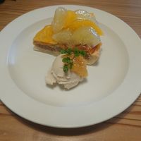 Citrus fruit tart and soy milk ice cream at Seren Table in Takatsuki