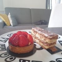 Amazing typical French cakes at Land & Monkeys - Beaumarchais in Paris