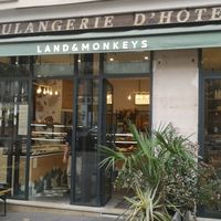 Façade at Land & Monkeys - Beaumarchais in Paris